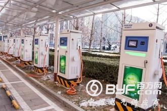普天新能源收费浮动面临处罚 充电桩建设遇盈利难题