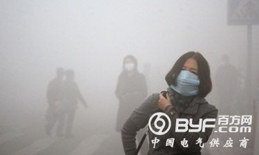 为何雾霾爆表却不预警或低级别预警？