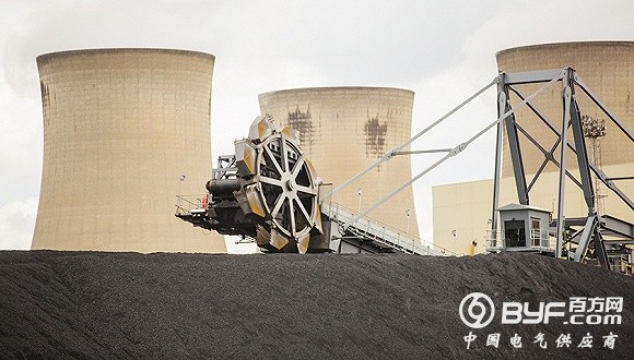 发改委：供应基本面不支撑煤价非理性上涨 推进煤电企业签订五年以上长期合同
