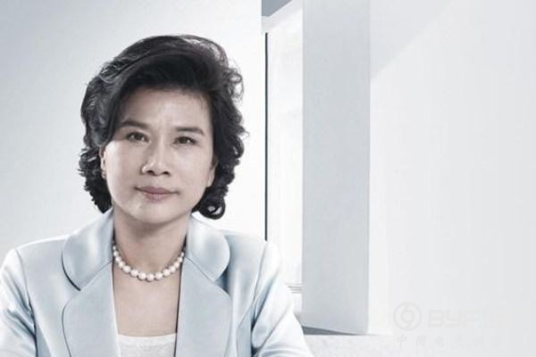 董明珠请辞的背后： 身份与国企改革规定冲突