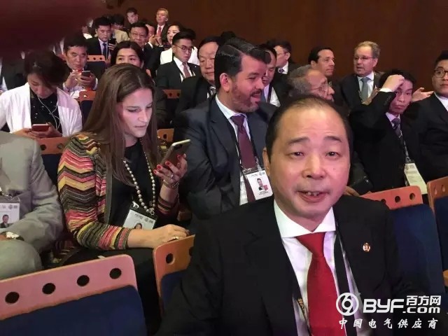 德力西胡成中出席秘鲁APEC工商领导人峰会