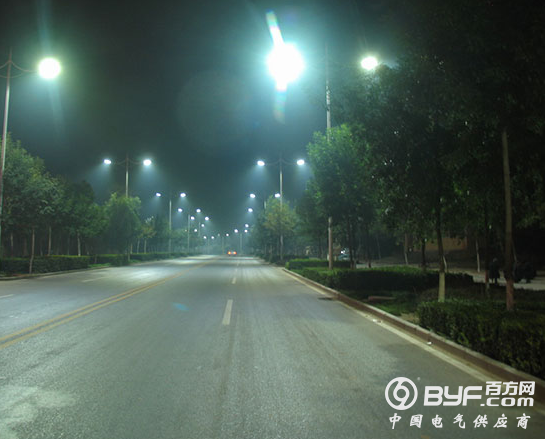 拨款近2亿！乌政府拟3年改造28座城市路灯照明系统