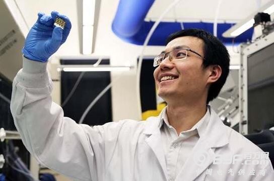 低成本可印刷式钙钛矿太阳能电池生产又有新突破