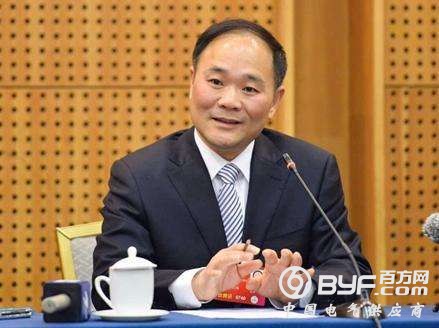 工信部部长苗圩对话吉利集团董事长李书福 回应补贴政策问题