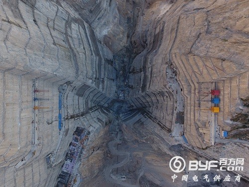 滴水穿石 共铸伟业 ——乌东德水电站大坝工程施工纪实