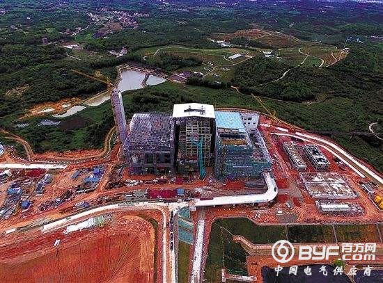 广州坍塌事故14名责任人被控制 遇难者身份确认