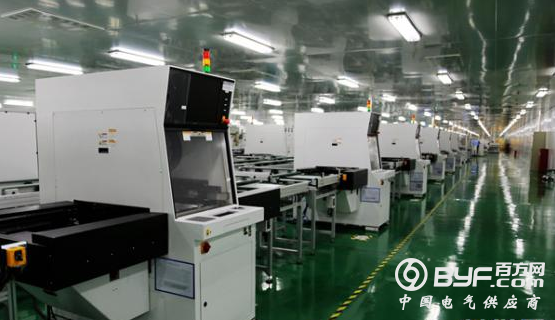 新能源产业蓬勃发展 助力青海海西&ldquo;绿色之路&rdquo;