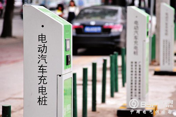 充电桩建设提速 车企为何参与兴致不高?