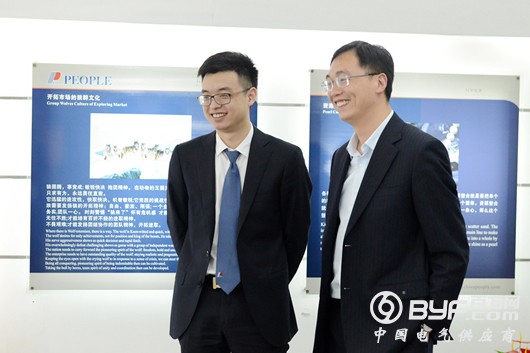 中国建设银行温州分行李彦彬副行长一行考察人民电器