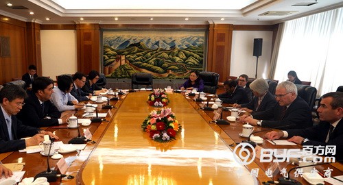 努尔&middot;白克力会见法国电力集团董事长