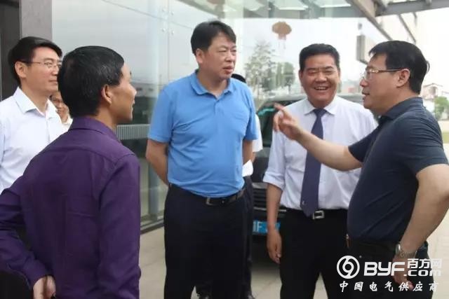 江西省工信委副主任刘煜一行考察江西变电设备公司