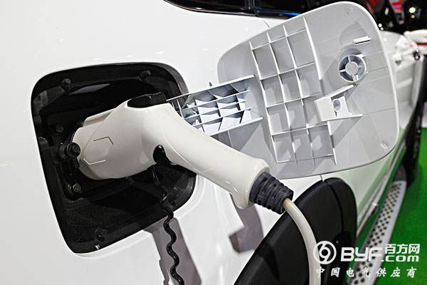 深度观察：快充电池 爱在何方？