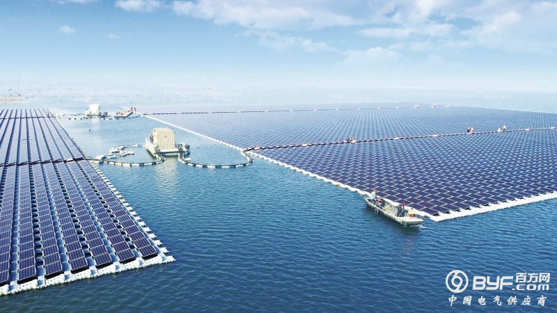 全球最大水上漂浮光伏电站40兆瓦电力并网