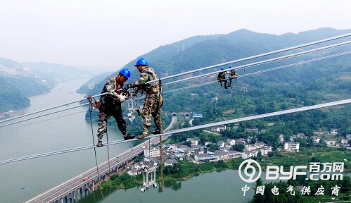 航拍：500千伏川渝输电大通道全线贯通