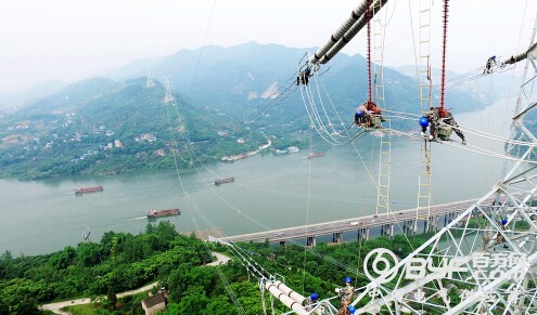 航拍：500千伏川渝输电大通道全线贯通