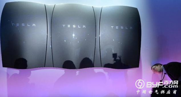 马斯克用一块电池打破了新能源僵局