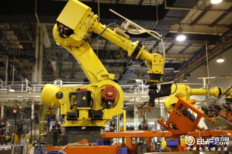 中国制造产业需求激增 日企加速投资工业机器人