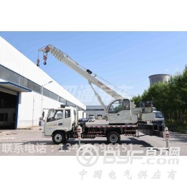 双钩全液压8吨汽车底盘吊车整车构造及详细配置四通质量可靠耐用图2