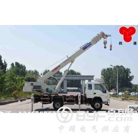 济宁四通吊车厂家直销8吨汽车吊 轮胎式起重机品质卓越工艺精湛图2