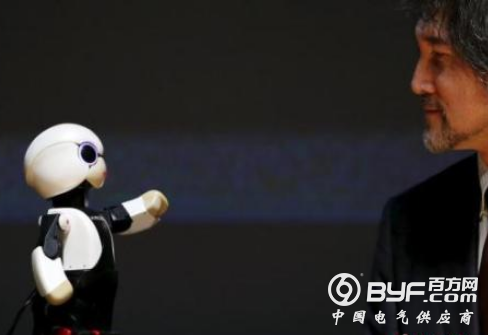 物流领域人手不足 日企启动机器人送文件试验
