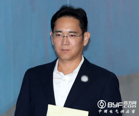 三星&ldquo;太子&rdquo;李在镕时隔近50天再出庭 二审今日启动
