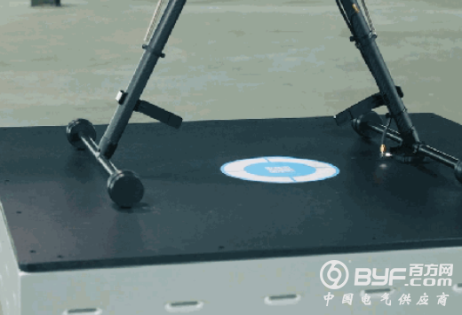 无人机专用无线充电底座 解决续航问题