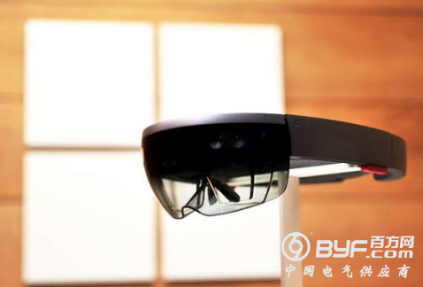 微软正在开发HoloLens人工智能芯片