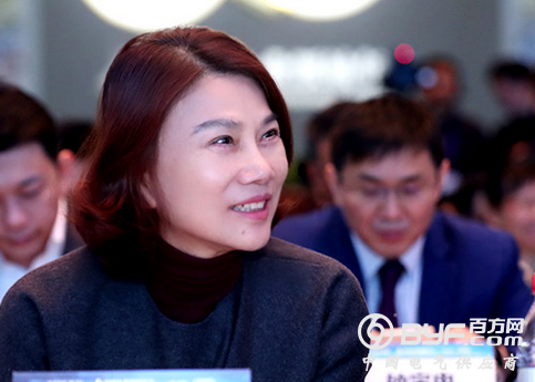 董明珠说减税救不活企业：格力交了200亿税 没觉得很困难