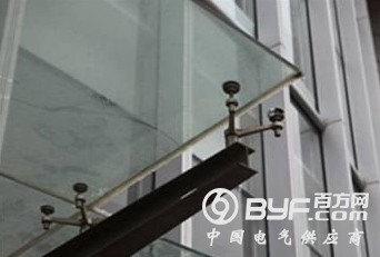 被裁中兴员工坠亡身后，是无数中产阶级难以承受的中年之殇