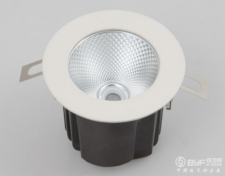 选购LED灯时要注意！嘉兴抽查20个批次LED灯具一半不合格