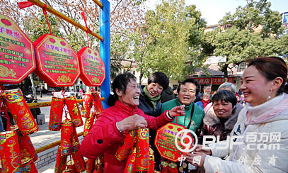 南昌青山湖区：领取共享电子鞭炮 过个环保年