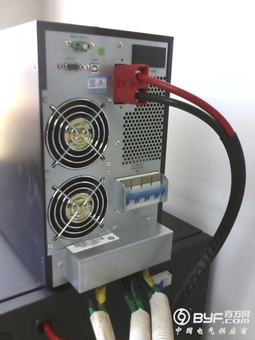 创电高频UPS电源15KVA（背面）