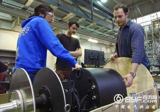 科学家研制出RadPiper浓缩铀管道检视机器人