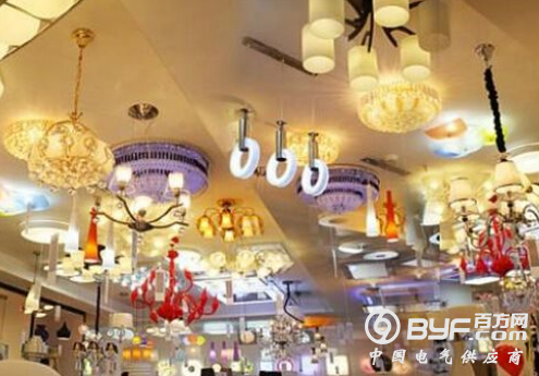 灯饰实体市场进入相对低迷期，经营方向向左走还是向右走