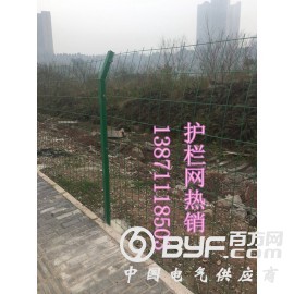 生产护栏网 龙泰百川护栏网  湖北护栏网厂