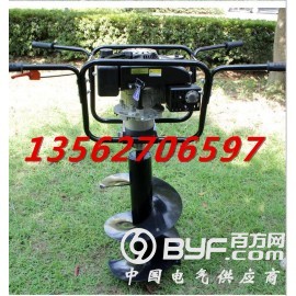 葡萄胡椒种植埋桩挖穴  果树林木施肥挖穴