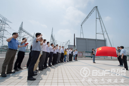 审计署武汉特派办国家电网公司审计组临时党支部与国家电网有限公司开展主题联学活动