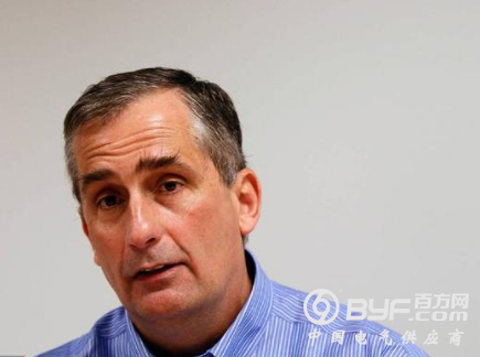 英特尔 CEO 突然离职,曾经的芯片巨头转型艰难