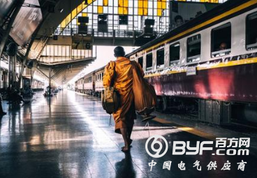 上市20天暴跌1600亿，富士康如何沦为中国最惨独角兽？