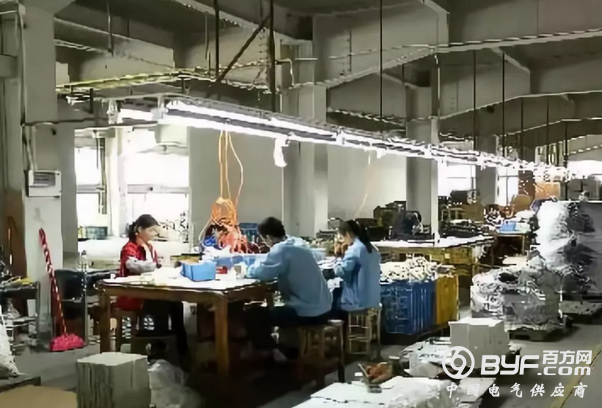 制造业最大危机：明天谁来当工人？