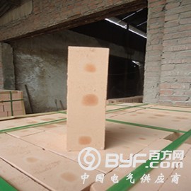 新密轻质保温砖生产厂家/金三角耐火材料