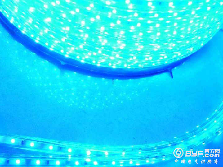 晶电蓝光产品价格承压 提高四元产品比重