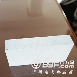 新密刚玉砖供应商/金三角耐火材料图2