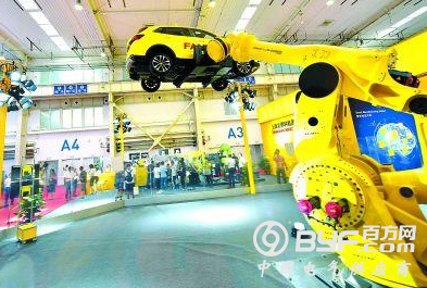 &ldquo;机器人总动员&rdquo;北京上演 2025年机器人产业收入将达600亿元