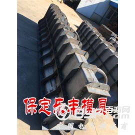 公路隔离墩模具生产厂家 隔离墩模具价格