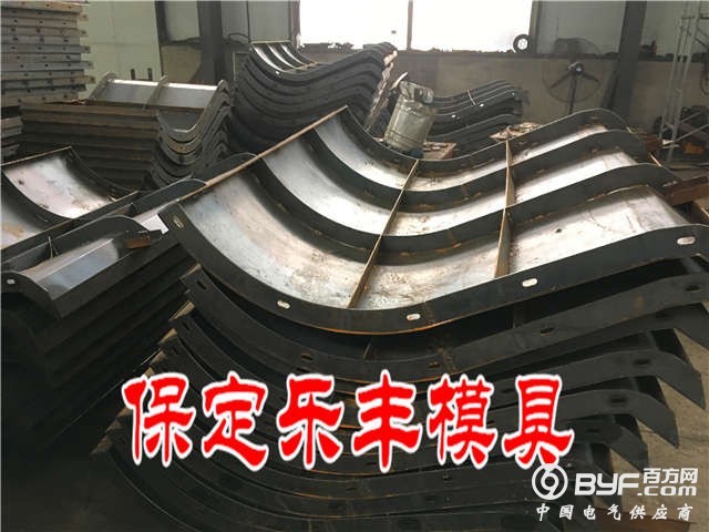 隔离墩模具43