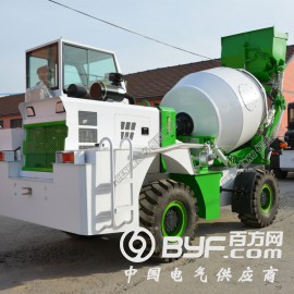 1.8立方搅拌车  自助上料车厂家