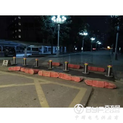 湖北升降路桩厂家 湖北升降柱 固定式路桩价格 防冲撞路桩图2