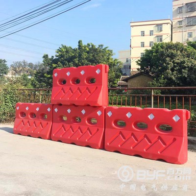 三孔水马可移动式注水围挡市政道路施工隔离墩图3