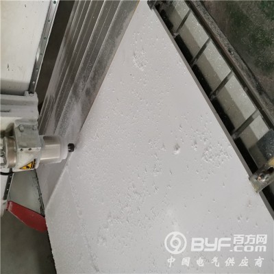 供应PVC发泡板材广告装饰雕刻橱柜浴柜用雪弗板白色PVC板图3